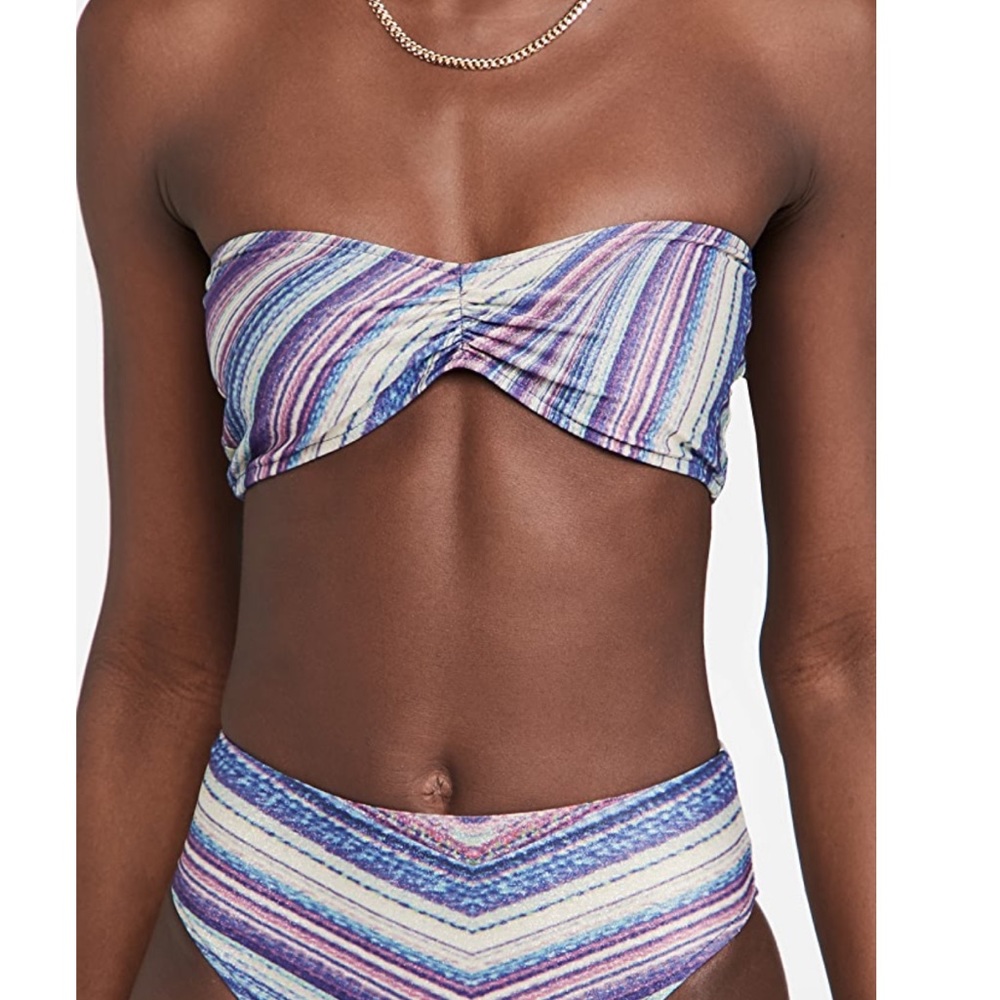 Frankie’s Bikinis X Hailee Steinfeld Bikini Top